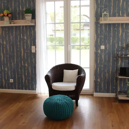 Holiday home Mit Garten, Sauna, Kamin Und Whirlpool